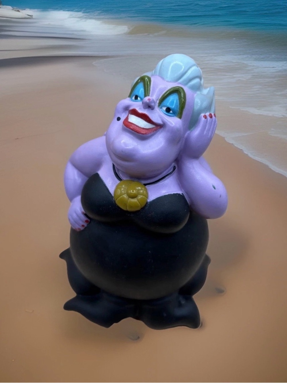 5” Disney Ursula Purple and Black Sea Witch Figurine with Gold Shell Accent toy